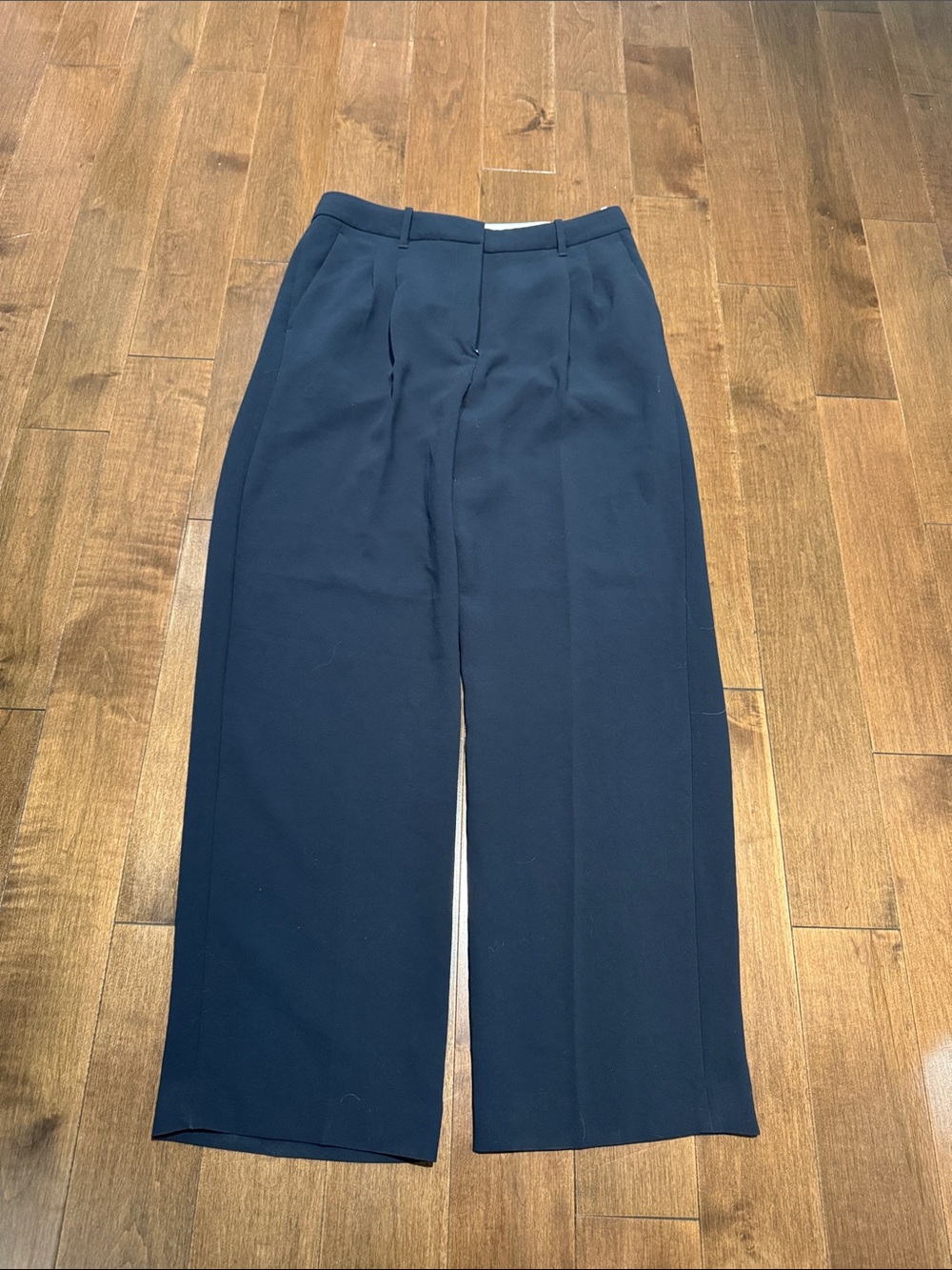 Aritzia Navy Wide-Leg effortless Dress Trousers